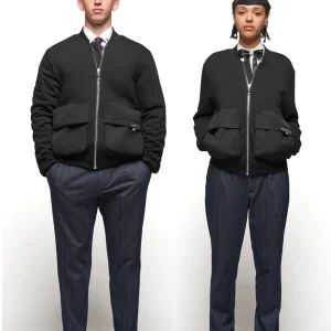 Uomo/Donna con bomber Regimental Milano B-Glam nero – eleganza urbana con anima militare