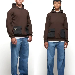 Persone con jeans Regimental Milano comfort largo vintage, vestibilità ampia